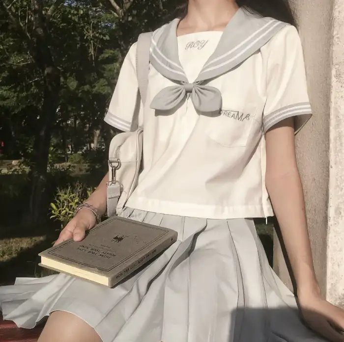 春色寄情人